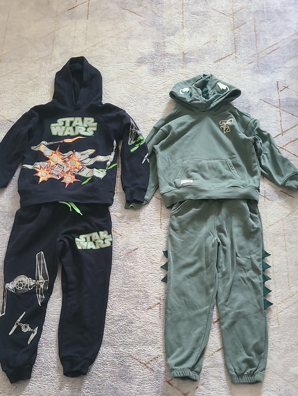 Star Wars Boys Navy & Sage Green Dino Hoodies with Graphic Joggers Boys Size 8